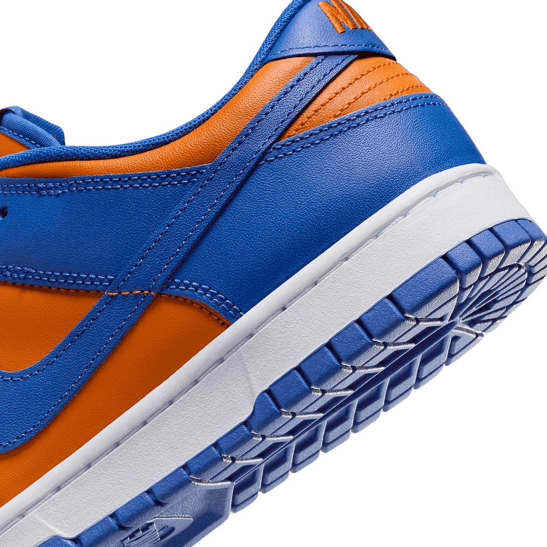 Nike Dunk Low New York Knicks