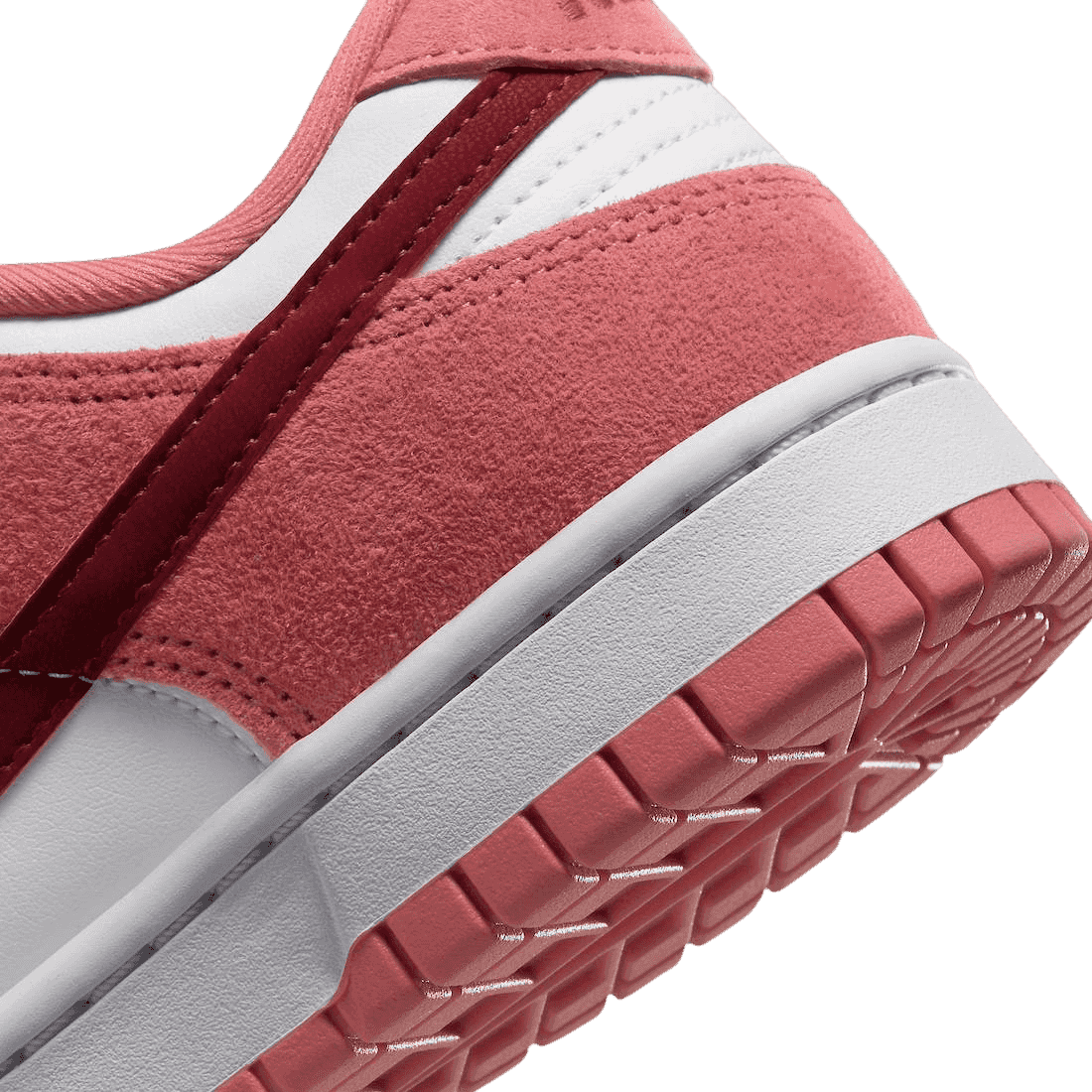 Nike Dunk Low Valentine’s Day (W)