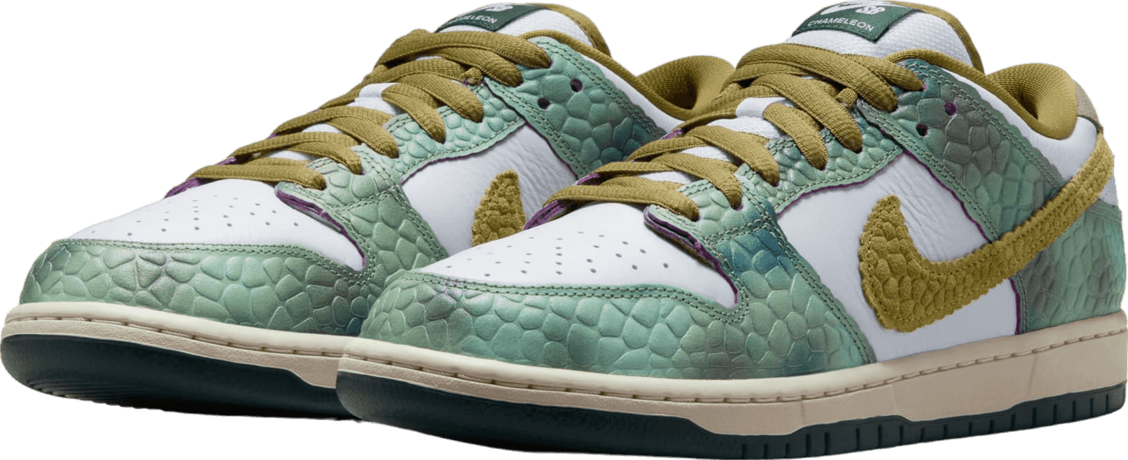 Alexis Sablone x Nike SB Dunk Low Chameleon