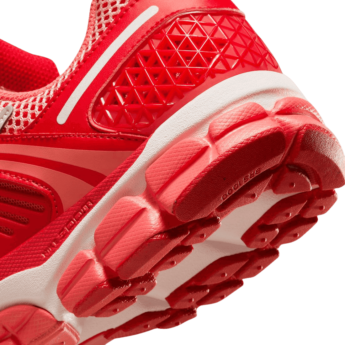 Nike Zoom Vomero 5 University Red