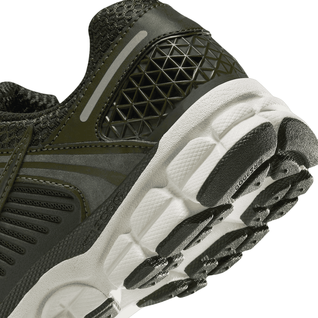 Nike Zoom Vomero 5 Sequoia (W)