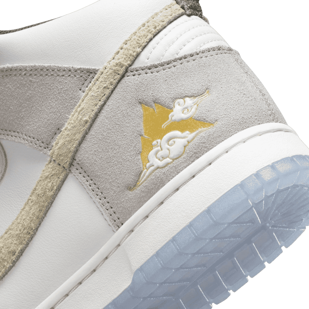 Nike Dunk High Gold Mountain Summit White/Desert Ore