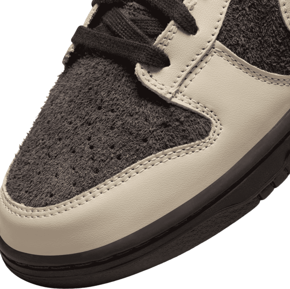 Nike Dunk Low Red Panda