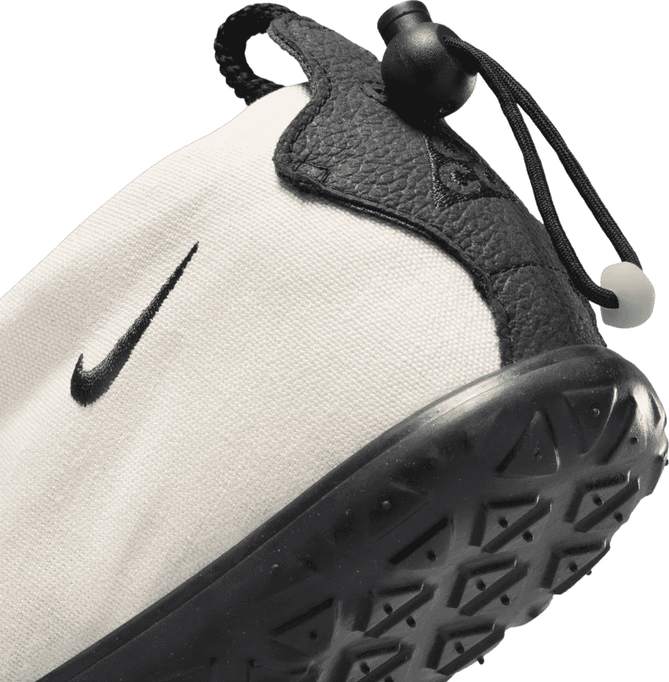 Nike ACG Air Moc Sail Black
