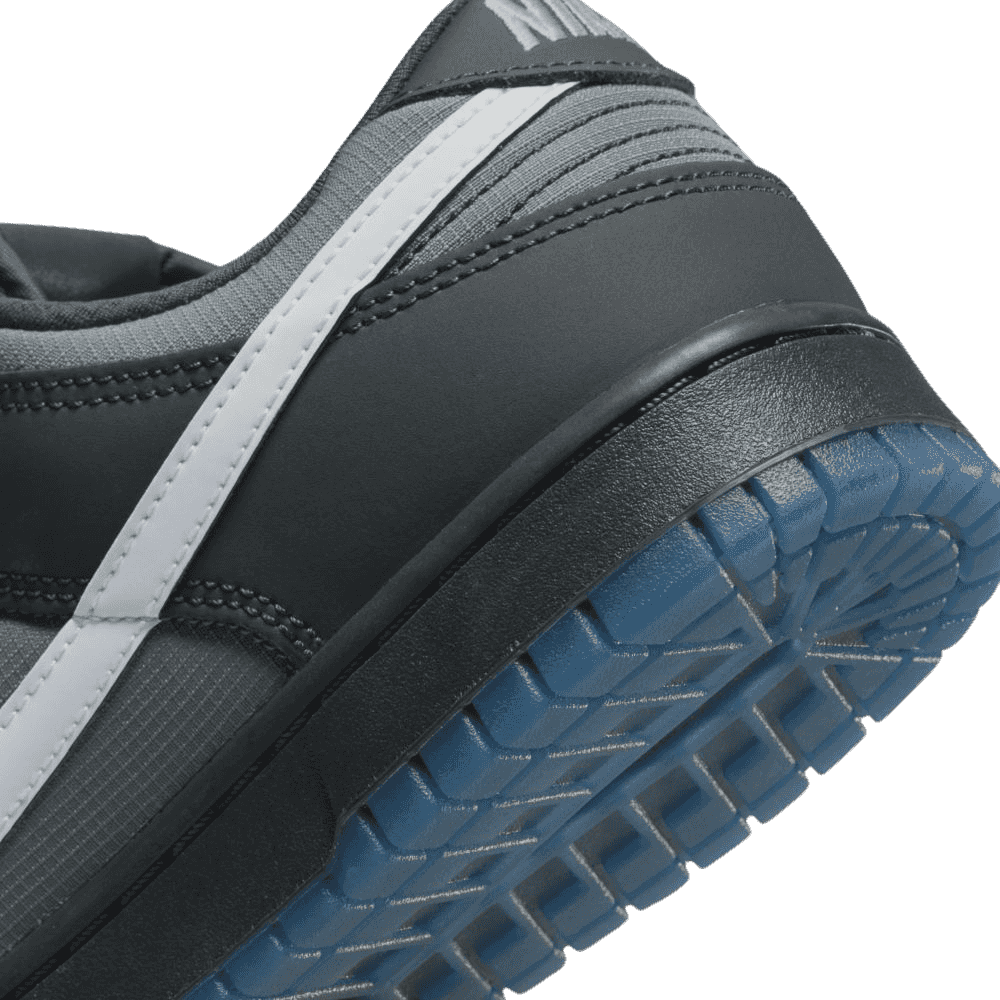 Nike Dunk Low Anthracite
