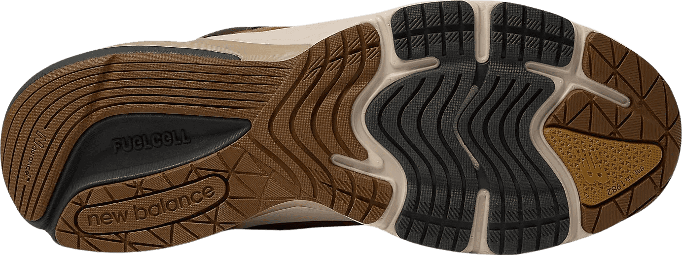 New Balance 990v6 Carhartt WIP Sculpture Center
