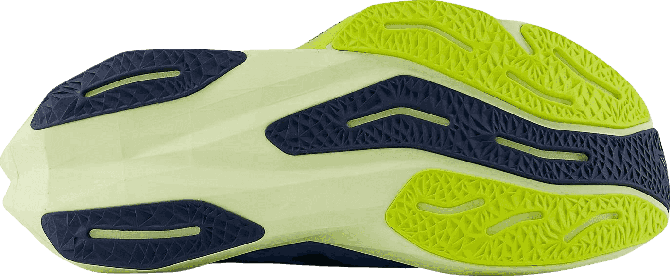 New Balance FuelCell Rebel v4