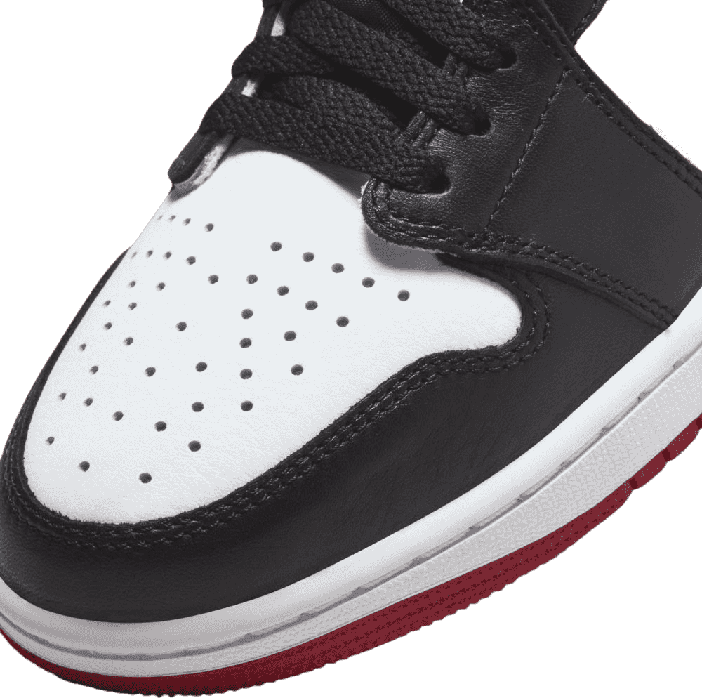 Air Jordan 1 Low Black Toe 2023