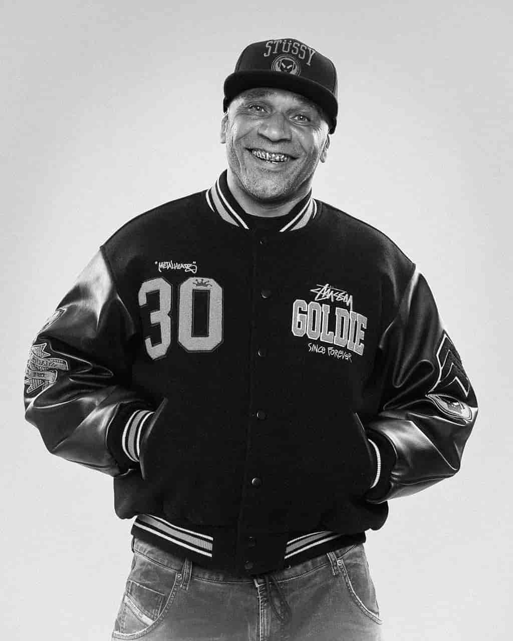 STÜSSY X METALHEADZ