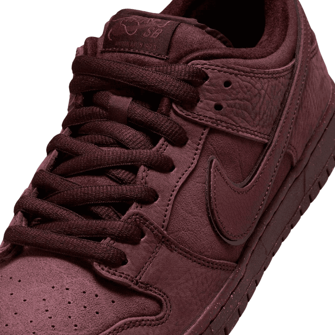 Nike SB Dunk Low City Of Love Burgundy Crush