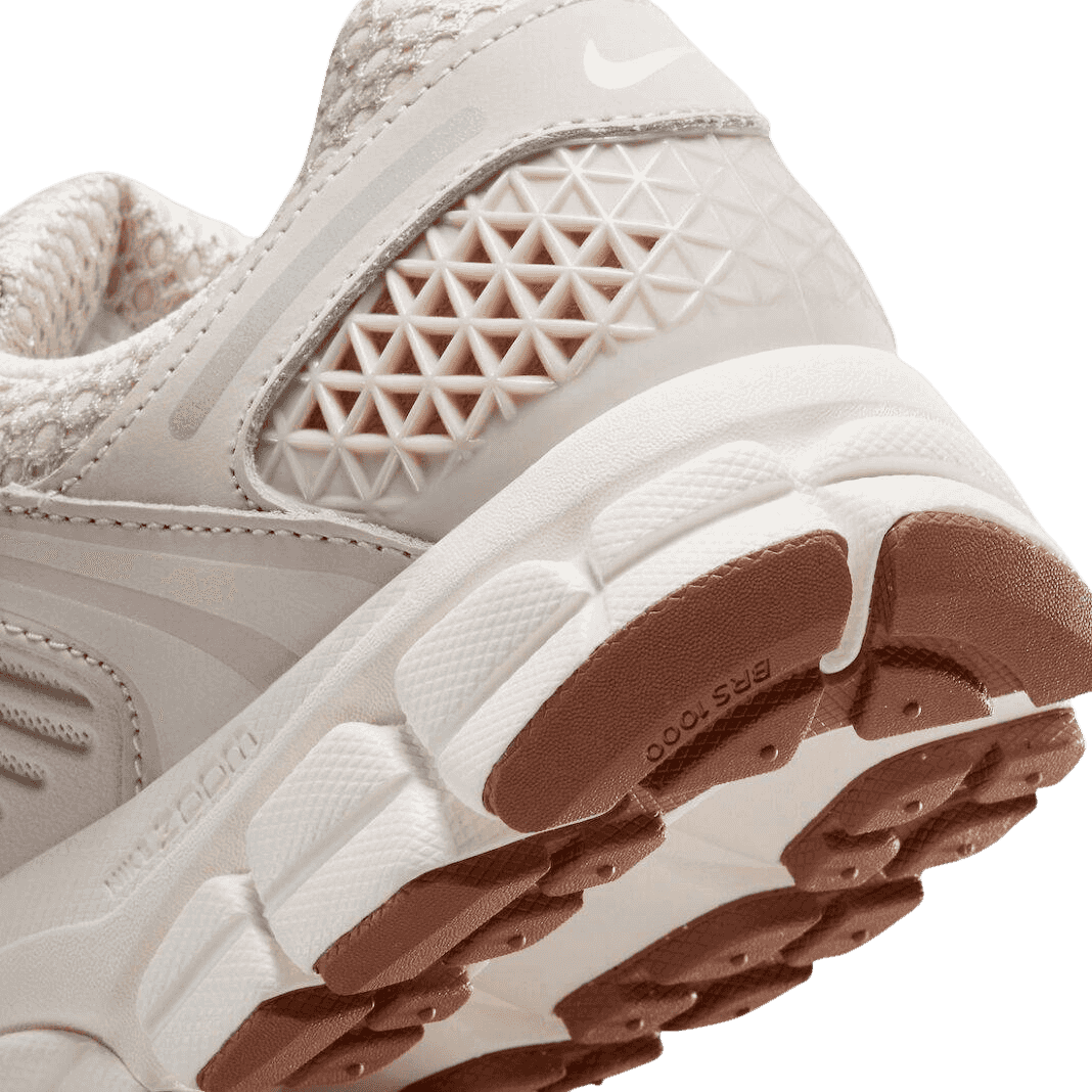 Nike Zoom Vomero 5 Light Orewood Brown (W)