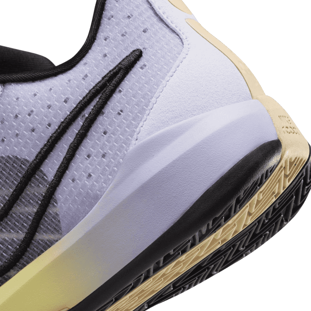 Nike Sabrina 1 Spark (W)