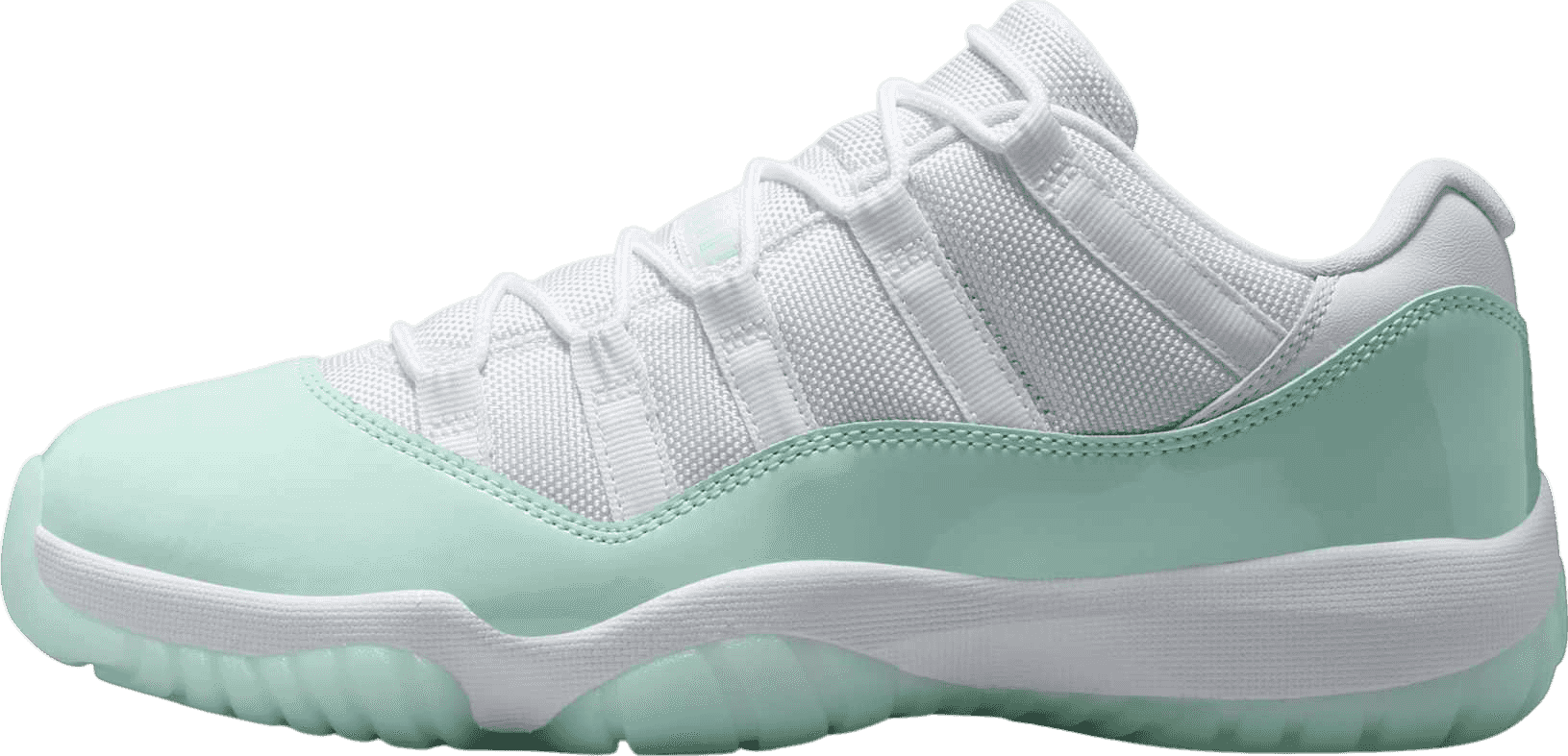 Air Jordan 11 Low “Igloo” (W)