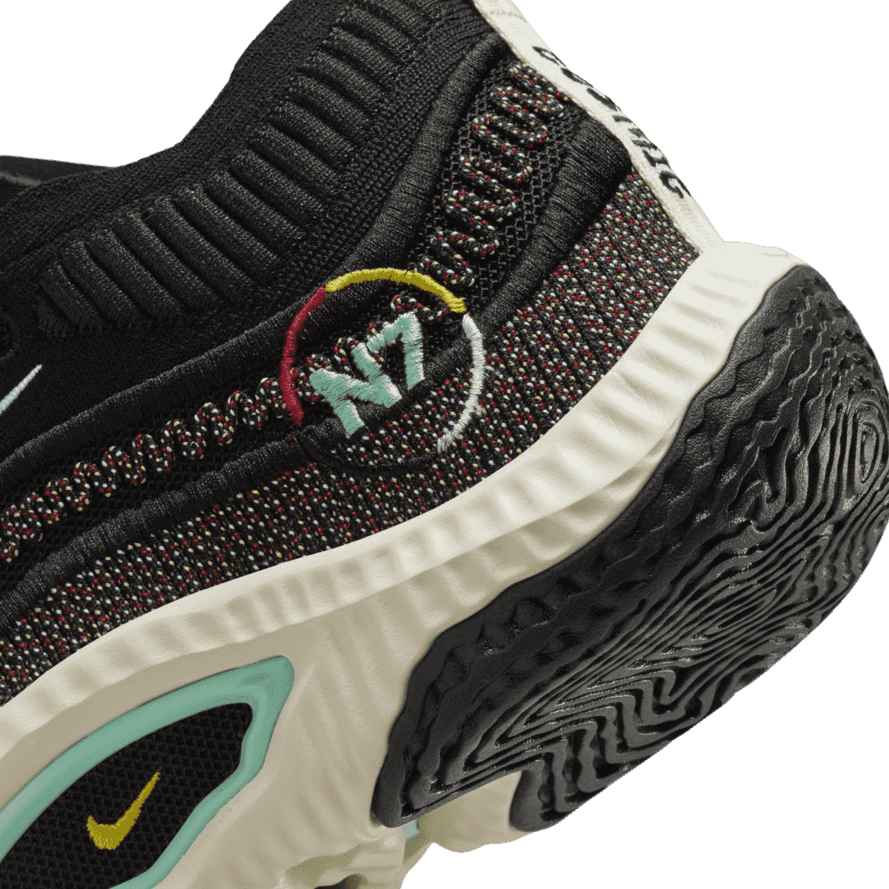 Nike Cosmic Unity 3 N7