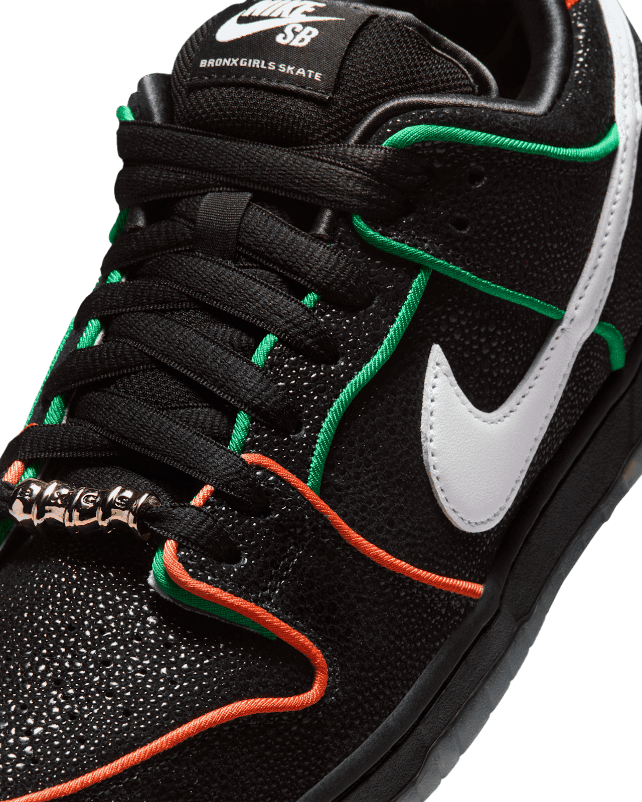 Bronx Girls Skate x Nike SB Dunk Low Black/Red