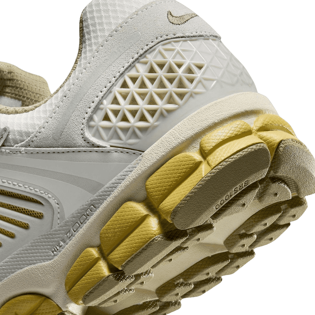 Nike Zoom Vomero 5 Light Bone/Medium Olive