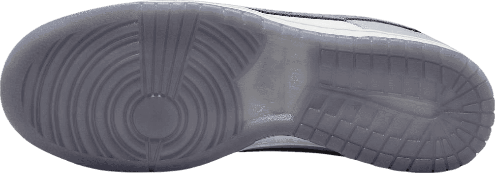 Nike Dunk Low SE Light Carbon