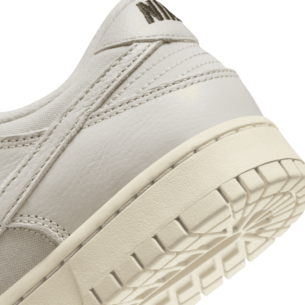 Nike Dunk Low Light Orewood Brown
