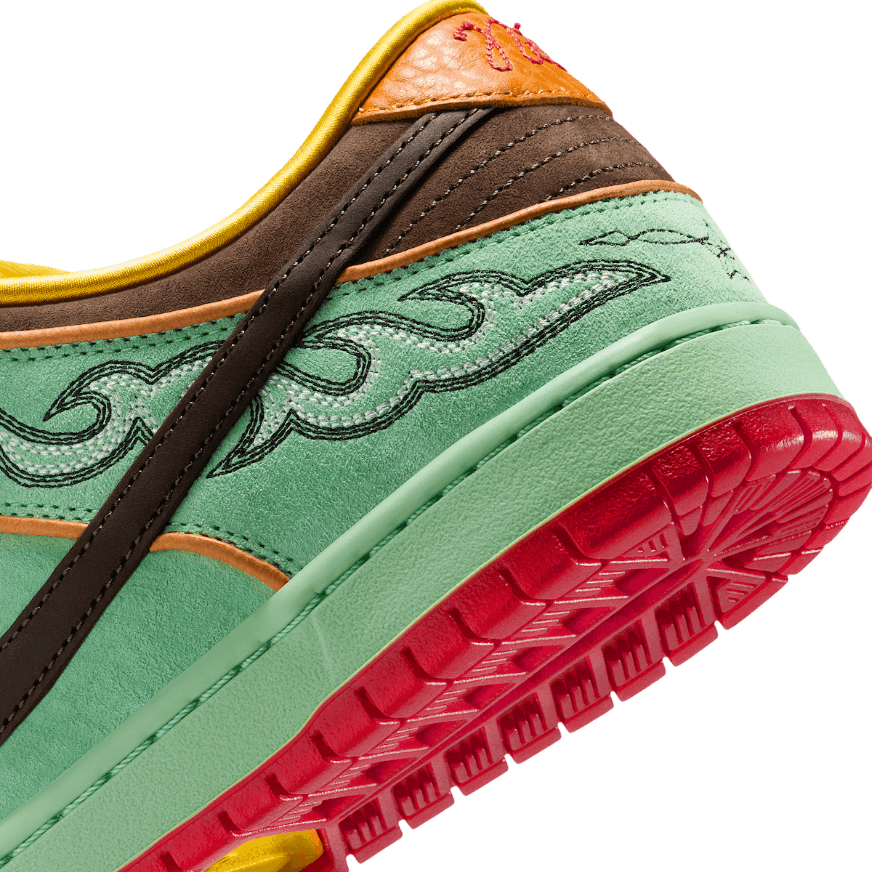 Nike SB Dunk Low Rodeo Tourmaline