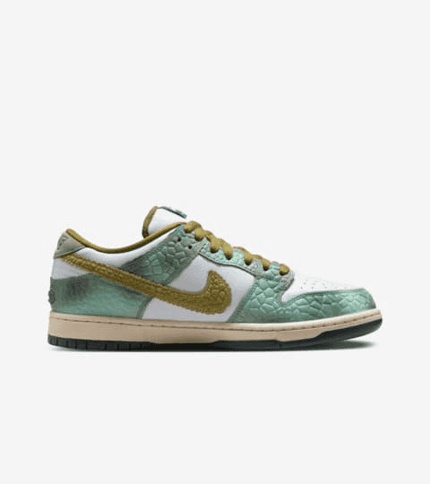 Nike SB Dunk Low Pro x Alexis Sablone