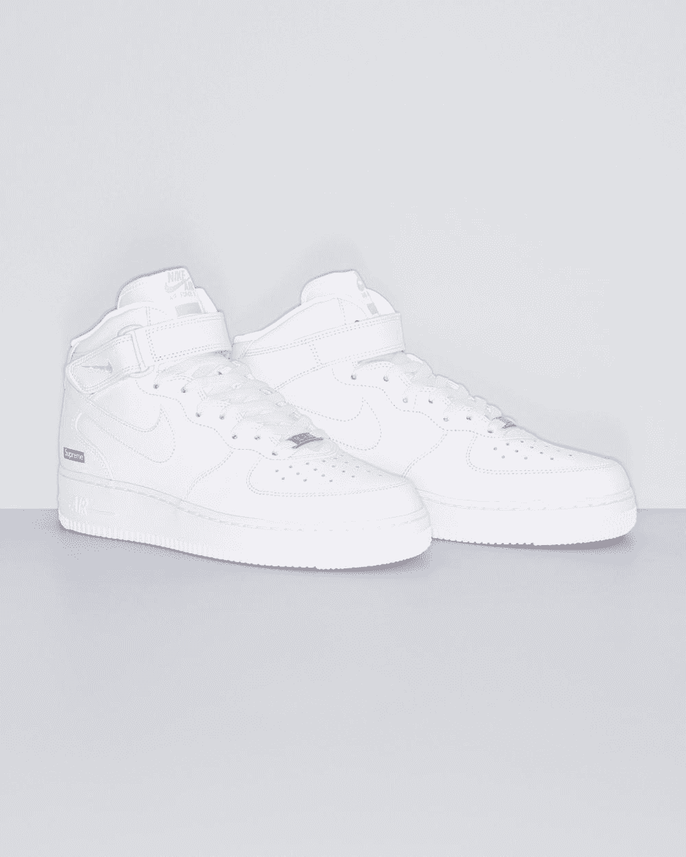 Supreme x Nike Air Force 1 Mid