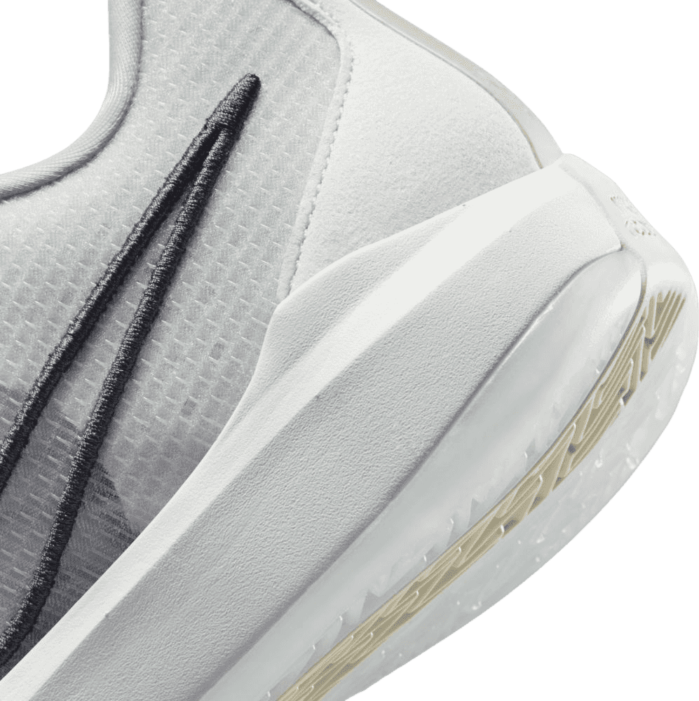 Nike Sabrina 1 Ionic Photon Dust (W)