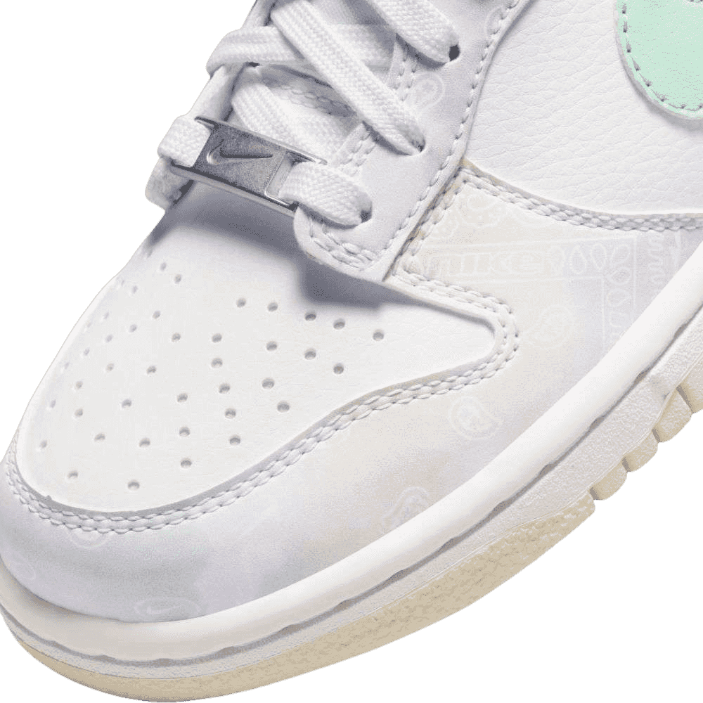 Nike Dunk Low GS Paisley Print