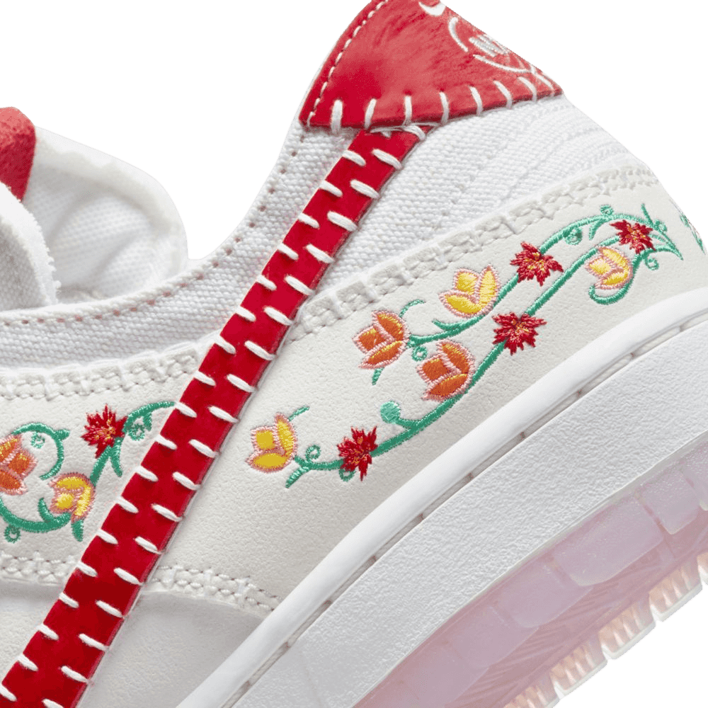 Nike SB Dunk Low Decon N7 University Red