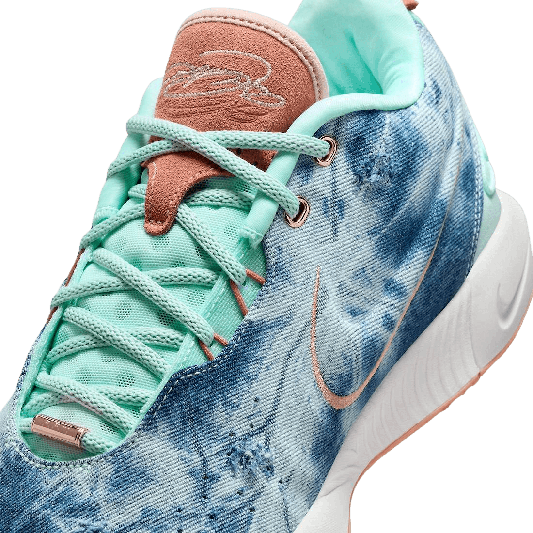 Nike LeBron 21 