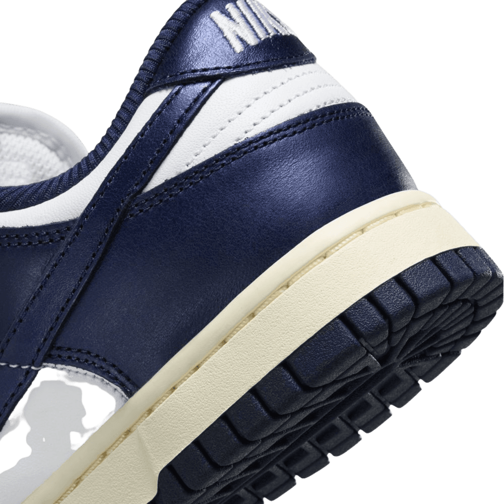 Nike Dunk Low Vintage Navy (W)