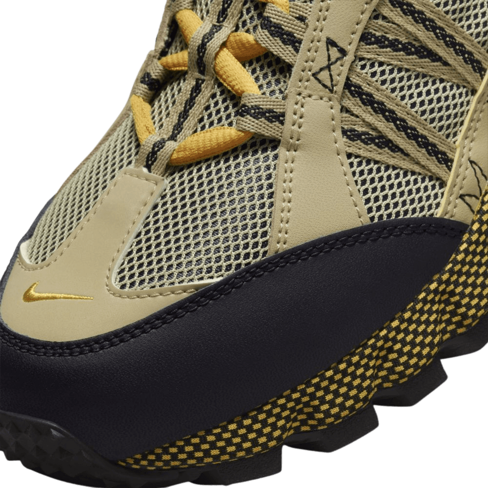Nike Air Humara Wheat Grass