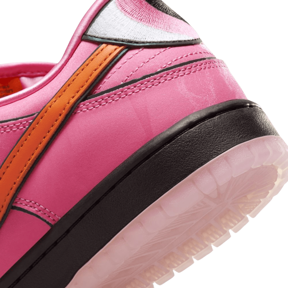 Nike SB Dunk Low x The Powerpuff Girls Blossom