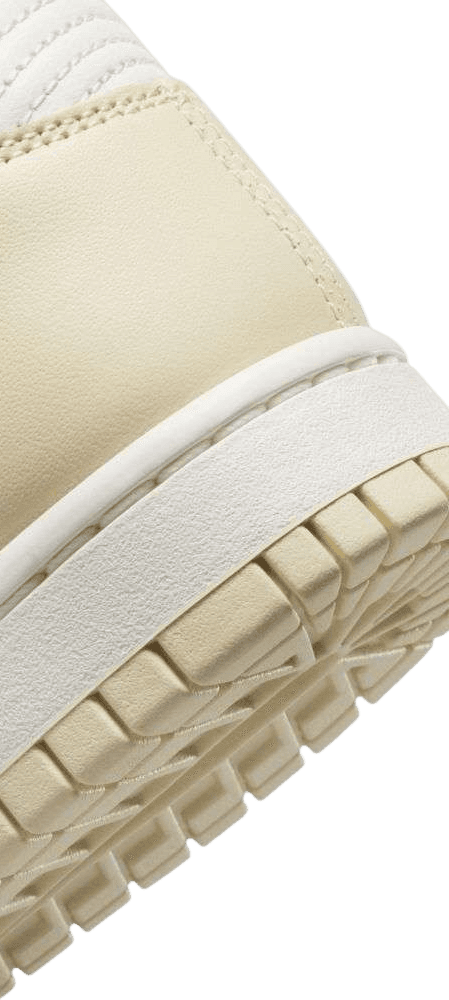 Nike Dunk High Pale Vanilla (W)