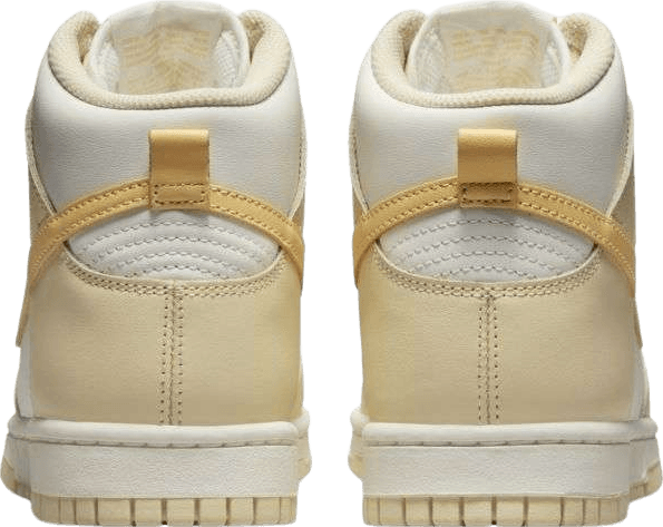 Nike Dunk High Pale Vanilla (W)