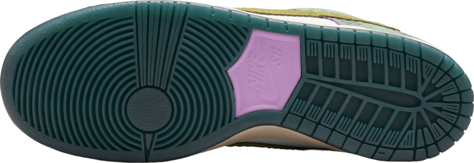 Alexis Sablone x Nike SB Dunk Low Chameleon