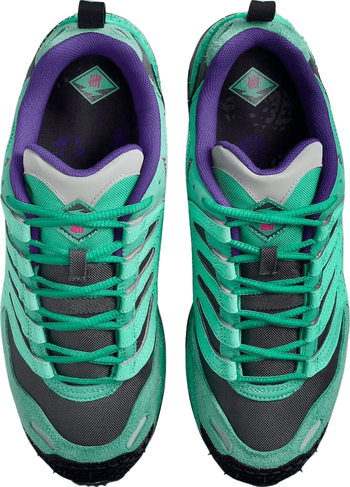 Undefeated x Nike Air Terra Humara Light Menta