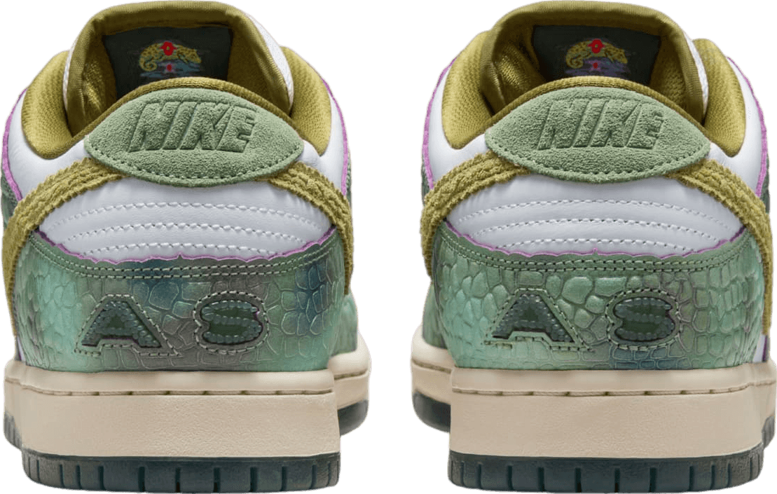 Alexis Sablone x Nike SB Dunk Low Chameleon