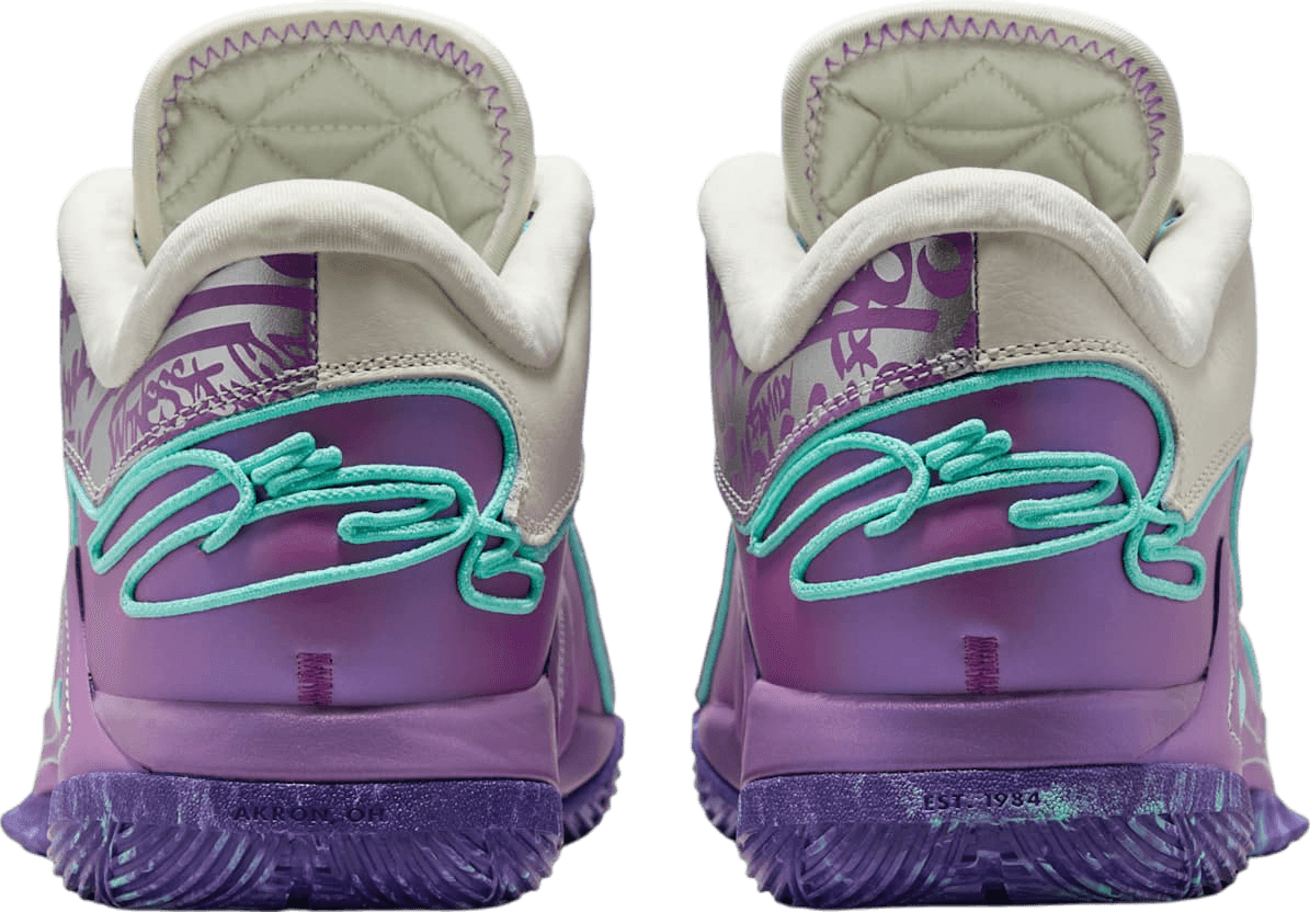 Nike LeBron XXII Frozen Grapes