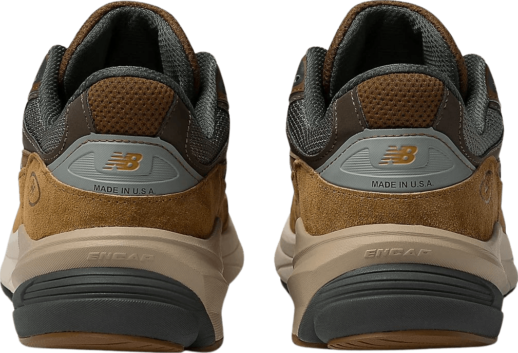 New Balance 990v6 Carhartt WIP Sculpture Center