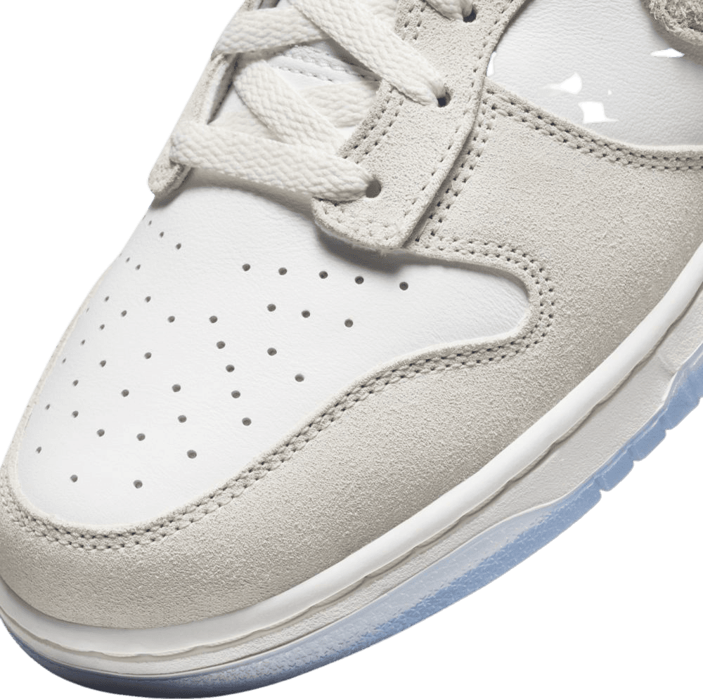 Nike Dunk High Gold Mountain Summit White/Desert Ore