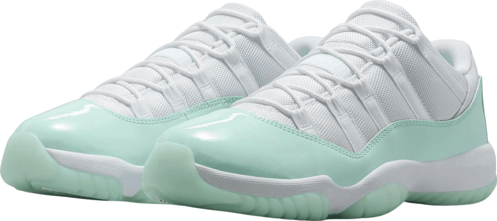 Air Jordan 11 Low “Igloo” (W)