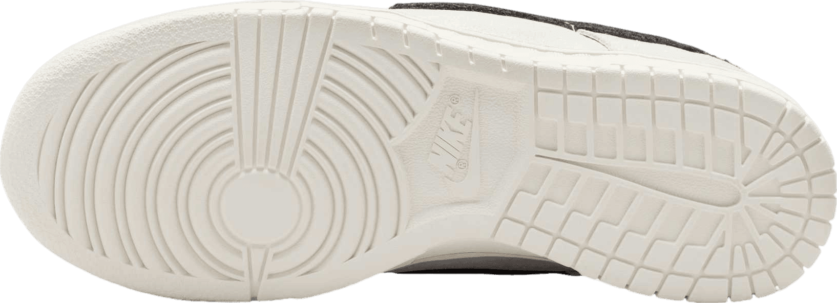 Nike Dunk Low SE White/Black (W)