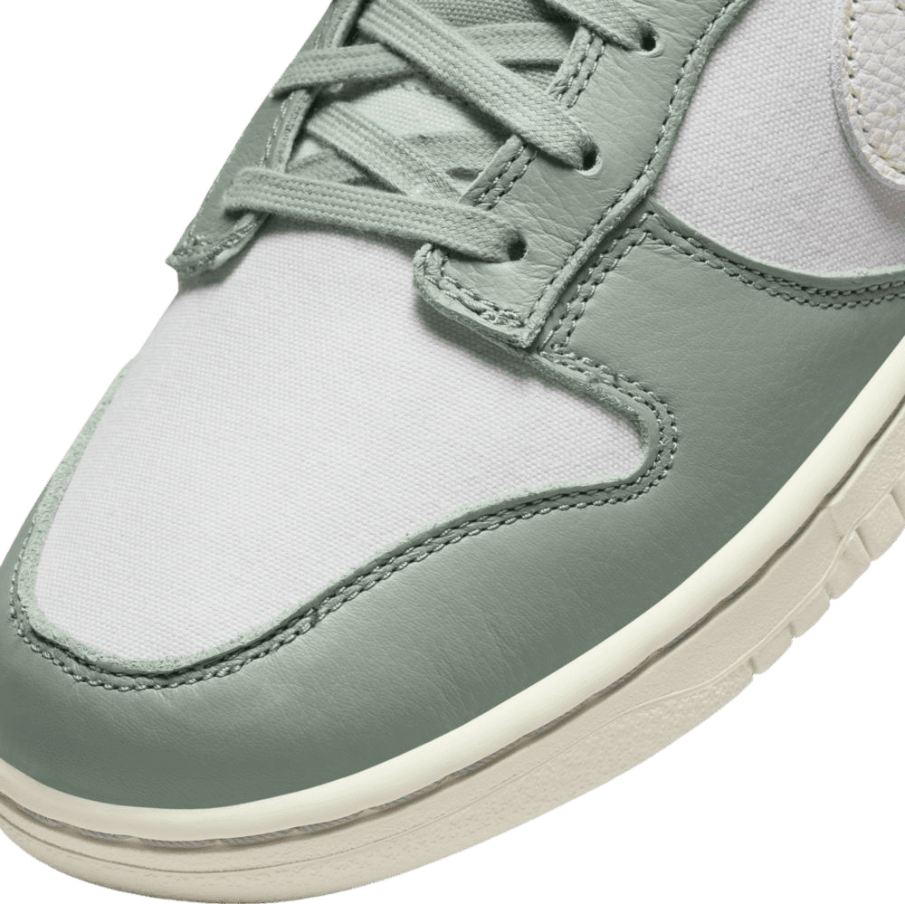 Nike Dunk Low Mica Green