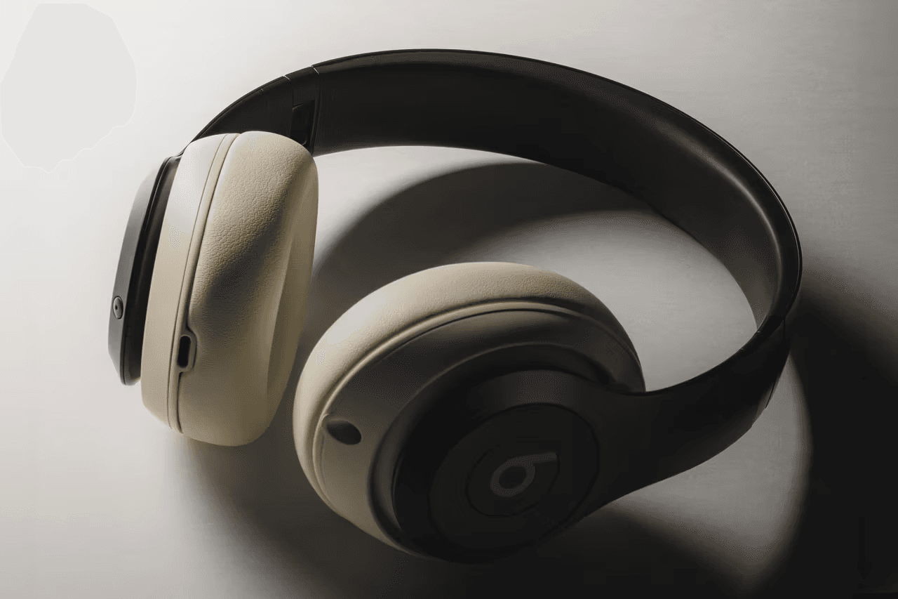 Beats Studio Pro Stüssy