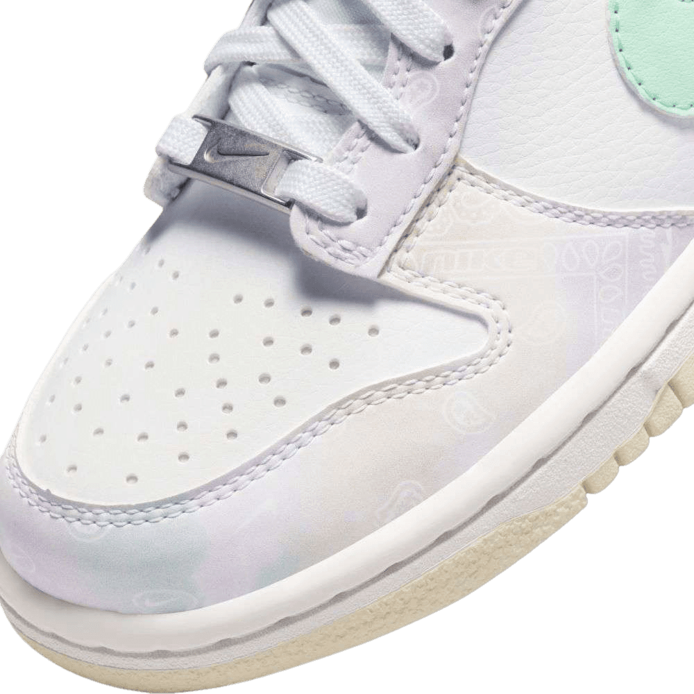 Nike Dunk Low GS Paisley Print