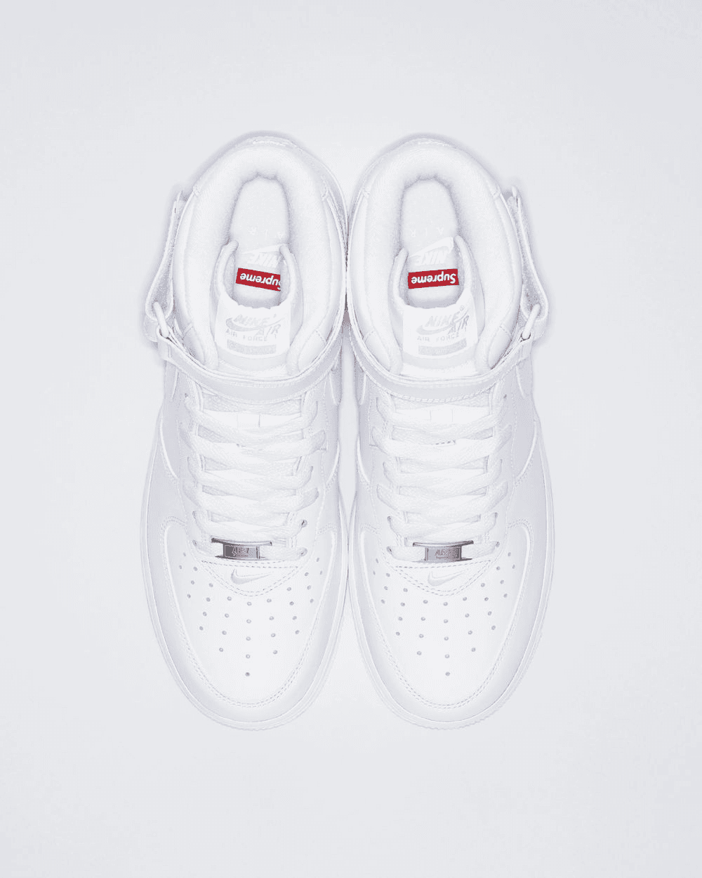 Supreme x Nike Air Force 1 Mid