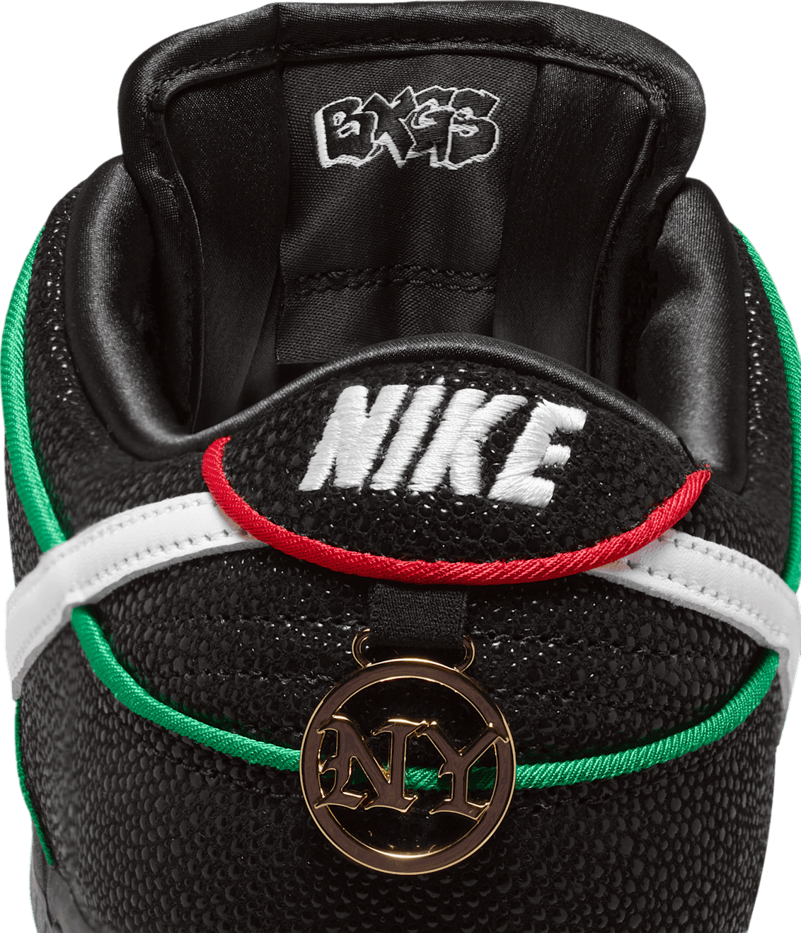 Bronx Girls Skate x Nike SB Dunk Low Black/Red