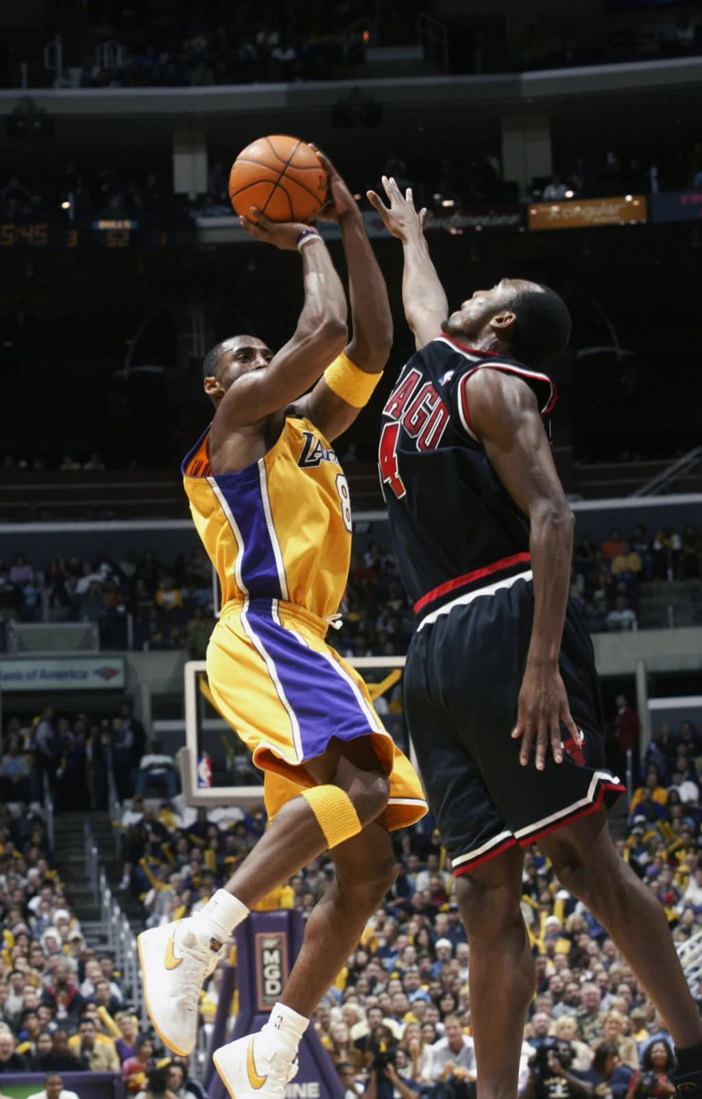 9-Kobe-AF1-PE.webp