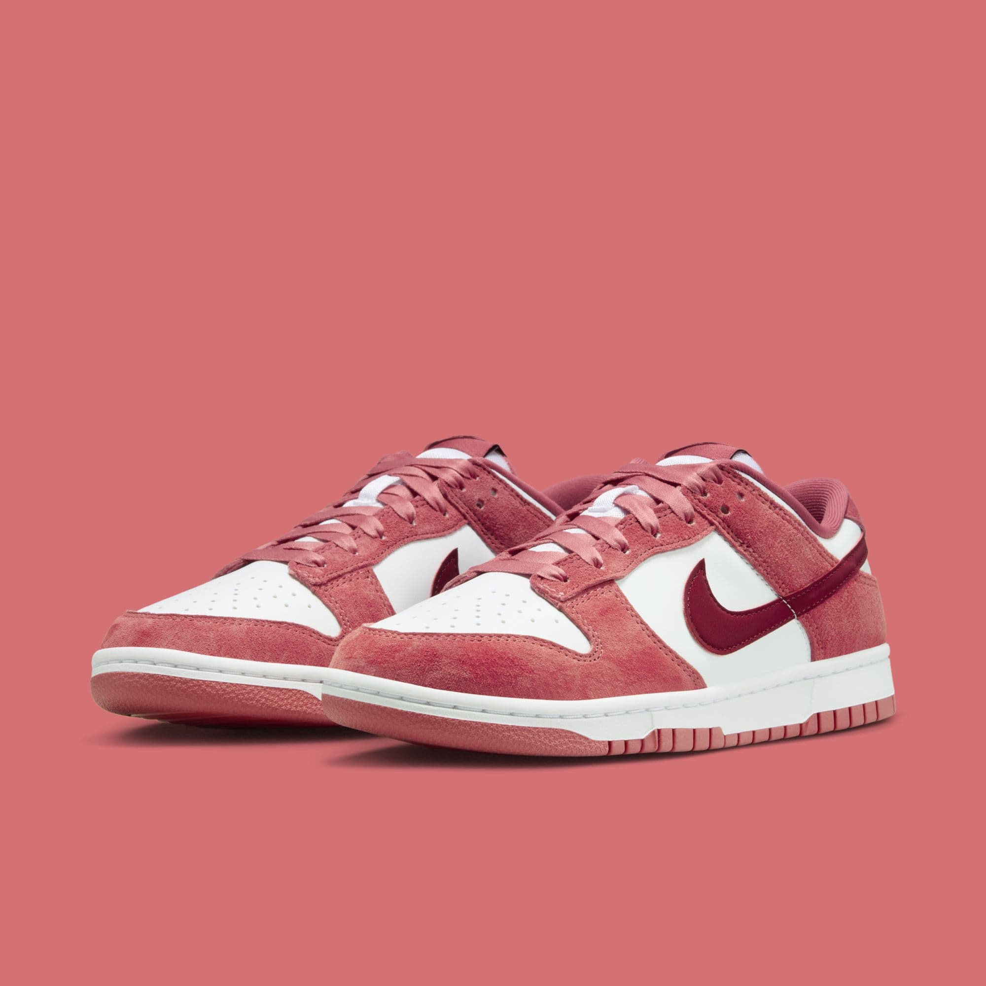 Nike FQ7056 100.jpeg