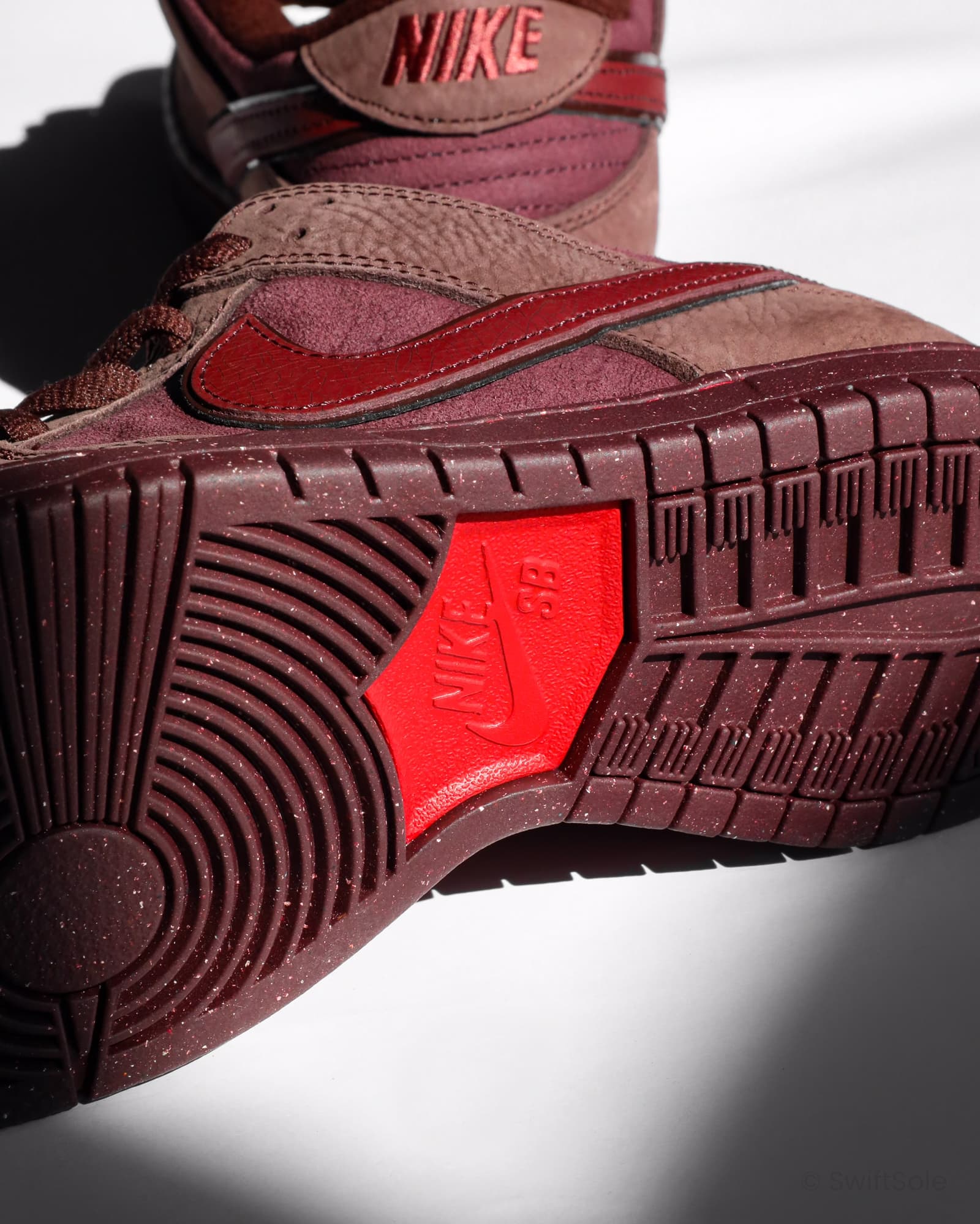 VALENTINE DUNK 002.jpg